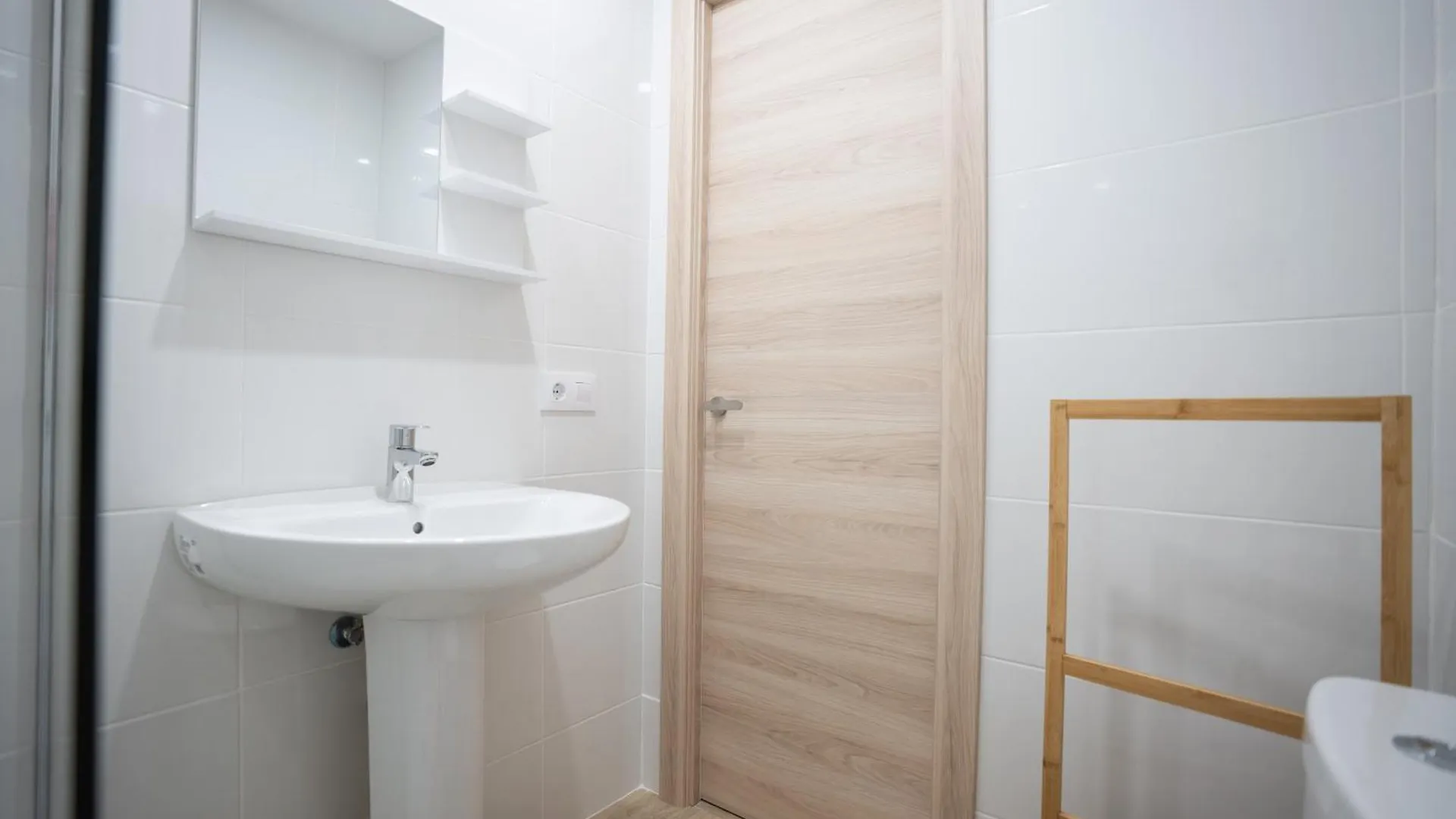 Centric & Near The Sea Victoria Apartment 3 Tossa de Mar Espagne